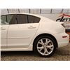 Image 27 : A12B --  2007 MAZDA 3 S, White, 213289 KM