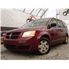 Image 2 : D3 --  2009 DODGE GRAND CARAVAN SE, Red, 257353