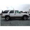 Image 10 : A5 --  2000 CHEVROLET BLAZER LT 4X4, White, 346547 KM