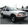 Image 8 : A5 --  2000 CHEVROLET BLAZER LT 4X4, White, 346547 KM