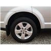 Image 52 : D2 --  2011 DODGE JOURNEY SXT, Silver, 70014 KMS