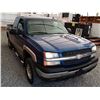 Image 8 : F5 --  2003 CHEVROLET SILVERADO 2500 EXT CAB 4X4, Blue, 269,069 KMS