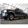Image 2 : G1 --  2005 FORD F250 SUPER DUTY CREW CAB 4X4, Blue, 126197 KM