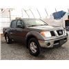 Image 10 : E3 --  2008 NISSAN FRONTIER CREW CAB 4X4, Grey, 196542 KM