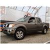 Image 1 : E3 --  2008 NISSAN FRONTIER CREW CAB 4X4, Grey, 196542 KM