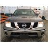 Image 6 : E3 --  2008 NISSAN FRONTIER CREW CAB 4X4, Grey, 196542 KM