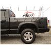 Image 36 : H4 --  2005 DODGE RAM 2500 ST HEAVY DUTY CREW CAB 4X4, Black, 196434 KM