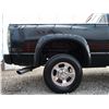 Image 50 : H4 --  2005 DODGE RAM 2500 ST HEAVY DUTY CREW CAB 4X4, Black, 196434 KM