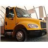 Image 60 : 0D --  2005 FREIGHTLINER M2 106 MEDIUM DUTY DUALLY, Yellow, 241536