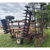 Image 2 : KRAUSE 24 FOOT DISC W/ ROLLING BASKET HARROWS