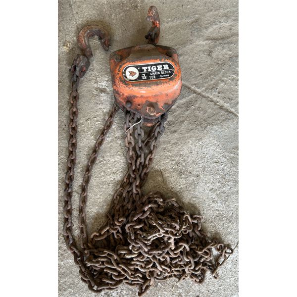 LOT OF 2 - CHAIN FALLS - 1/2 T & UNKNOWN - Kidd Family Auctions