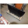 Image 4 : Pallet Of Assorted Speakers / 32" TV / Monitors
