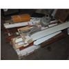 Image 1 : Pallet Of Hardwood Flooring / brackets /siding