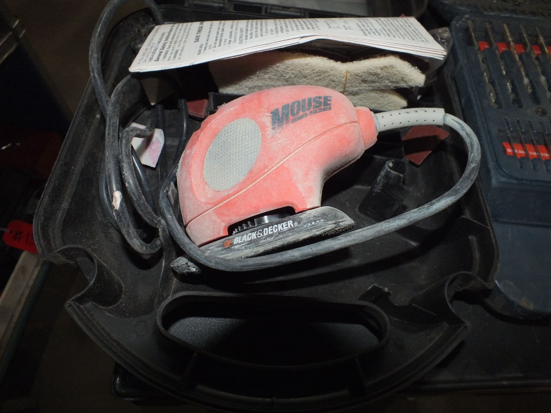 Ryobi Bit Set & Black & Decker Mouse Sander