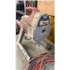 Image 9 : TITAN PAINT ELECTRIC SPRAYER WORKING