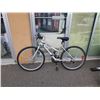 Image 1 : GREY SUPERCYCLE BIKE