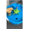 Image 2 : STEP 2 WATER TABLE