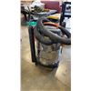 Image 2 : RIDGID WET DRY SHOP VAC WITH ACCESSORIES WORKING