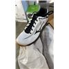 Image 2 : MIZUNO MENS SHOES SIZE 10.5