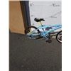 Image 2 : BLUE NO BRAND BIKE