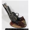 Image 1 : ANTIQUE LOOK GUN WINE BOTTLE HOLDER