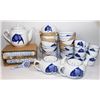 Image 1 : LARGE LOT OF CHINA DISHES