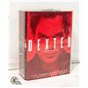 Image 1 : THE COMPLETE 8 SEASON SERIES BOX SET OF DEXTER