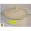 Image 1 : PAULA DEAN 2 QT. CASSEROLE DISH AND COVER