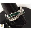 Image 1 : #115 PRINCESS CUT GREEN STONES WITH CLEAR STONES