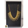 Image 1 : GOLDTONE FEATHER NECKLACE 18" EXTENDS TO 20