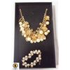 Image 1 : STATEMENT FAUX PEARL FEATHER CRYSTAL 16" NECKLACE
