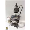 Image 1 : VINTAGE SILVER PLATED GLASS COFFEE/TEA CARAFE &