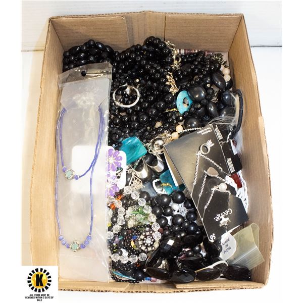 BOX OF JEWELRY FROM THE ESTATE