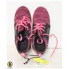 Image 1 : NEW FLASH LIGHT PINK SHOES SIZE 1 COMES WITH