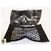 Image 1 : LOT OF NEW 4 CAR REAR CARGO ORGANIZER