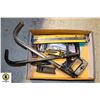 Image 1 : FLAT OF MULTI TOOLS PLUS 2 HACKSAWS W/NEW BLADES
