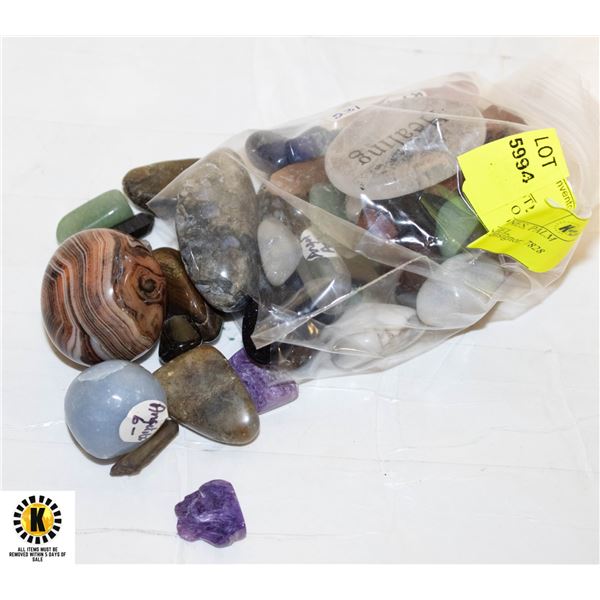 BAG LOT OF GEMSTONES, PALM STONE, OBELISK, ANGEL,