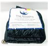 Image 1 : NEW REPACKED THE AMAZING BLANKET WEIGHTED 25LBS