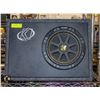 Image 1 : KICKER 9" SUB IN BOX