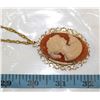 Image 1 : LARGE VINTAGE CAMEO PENDANT WITH CHAIN