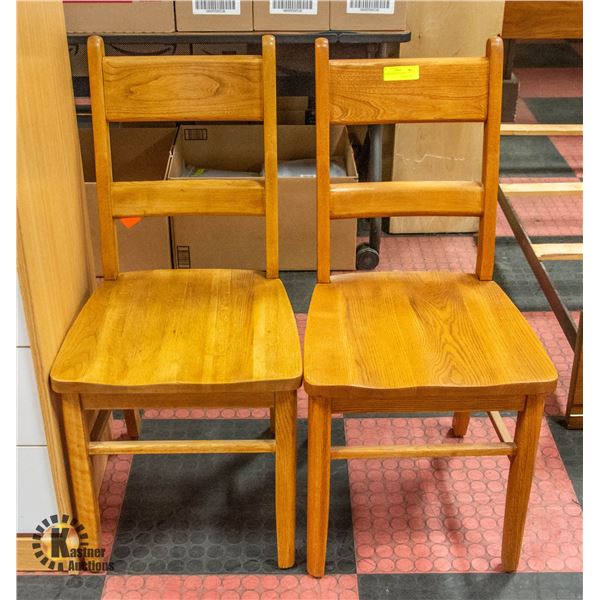 PAIR OF WOODEN CHAIRS
