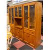 Image 2 : 3 PIECE WOODEN STORAGE UNIT H-76.5" W-20" L-91"
