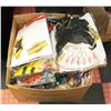 Image 1 : LARGE BOX OF ASSORTED SIZED HALLOWEEN COSTUMES