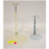 Image 1 : 2 DOLL STANDS