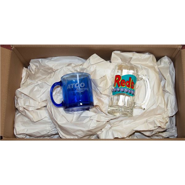 BOX OF DRINKING GLASSES