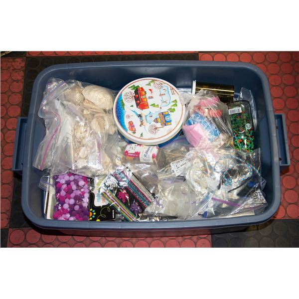 TOTE AND LID OF ARTS AND CRAFTS