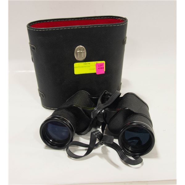 BINOCULARS W/CASE