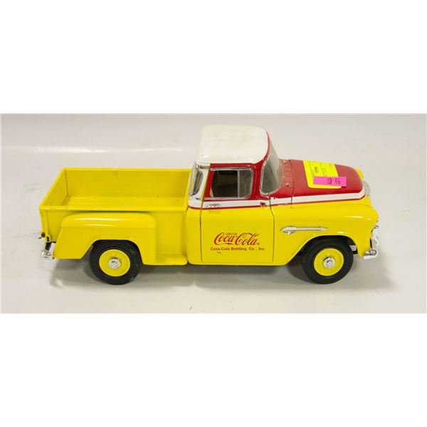 TOY MODEL TRUCK