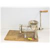 Image 1 : HEAVY DUTY MEAT GRINDER