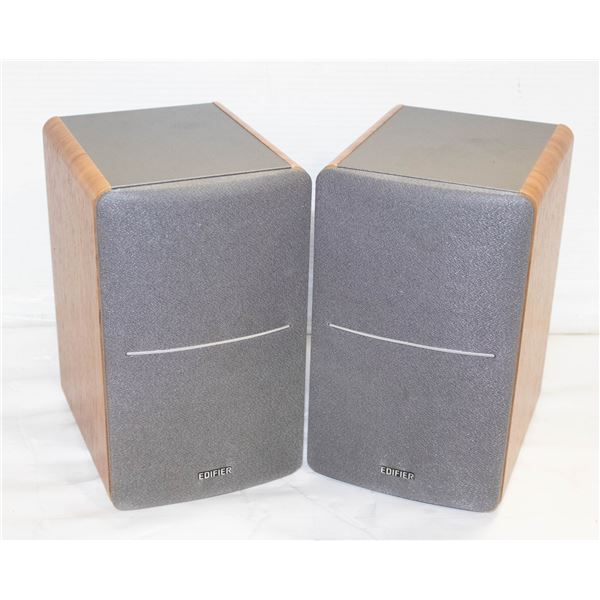 EDIFIER BOOKSHELF SPEAKERS